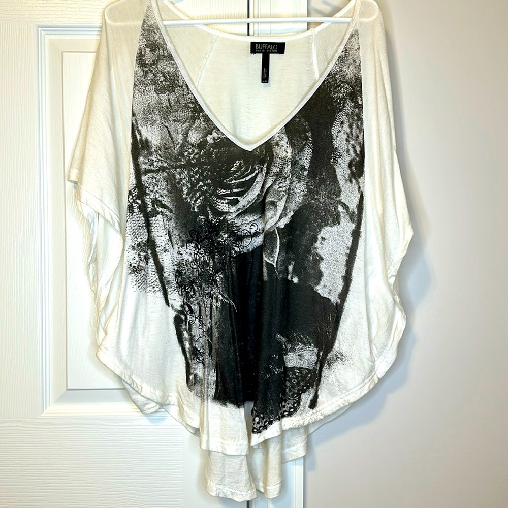 Buffalo slouchy tshirt